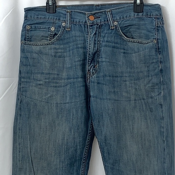 Men’s Levi’s 505 Medium Wash Jeans Size 33x32 EUC - Picture 5 of 7